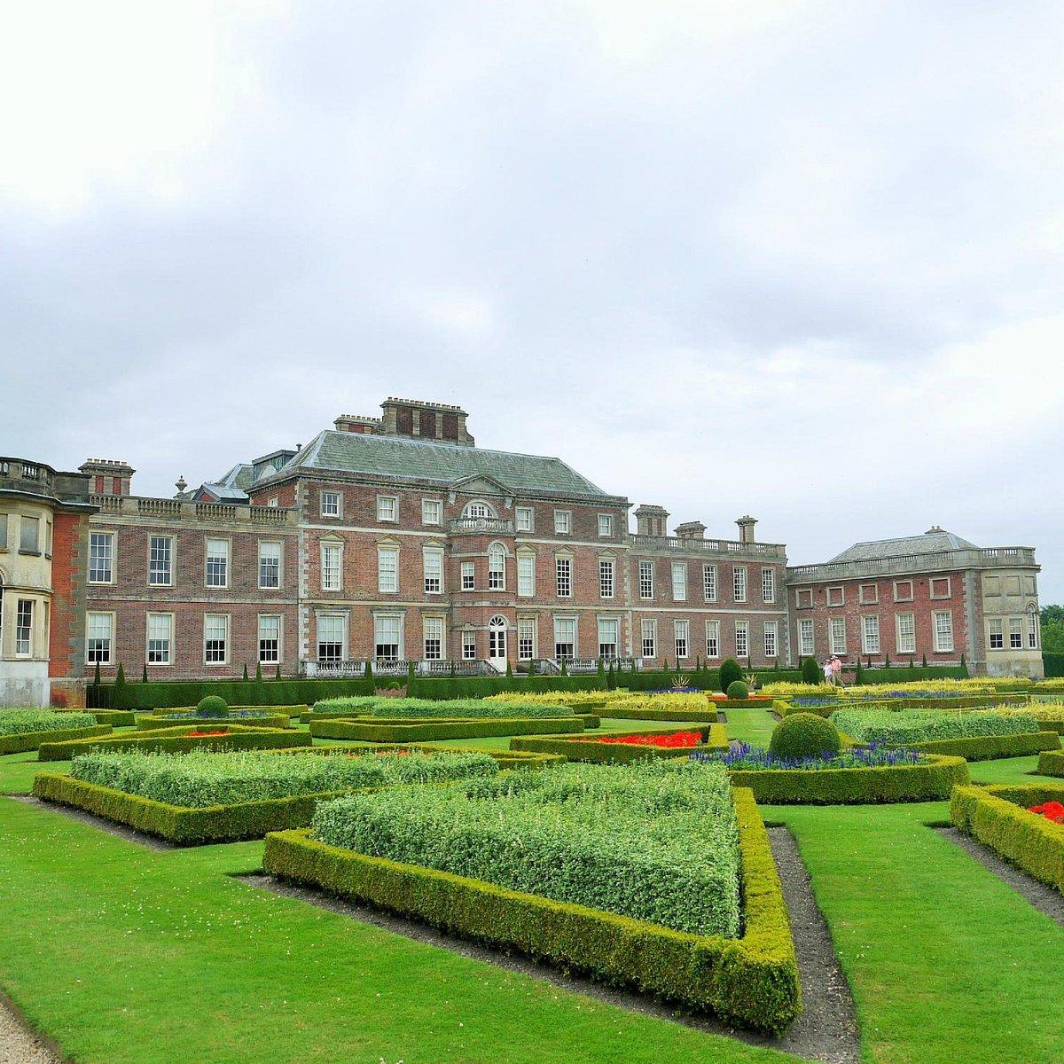Wimpole Estate, National Trust in Cambridgeshire offers all terrain wheelchair for visitors